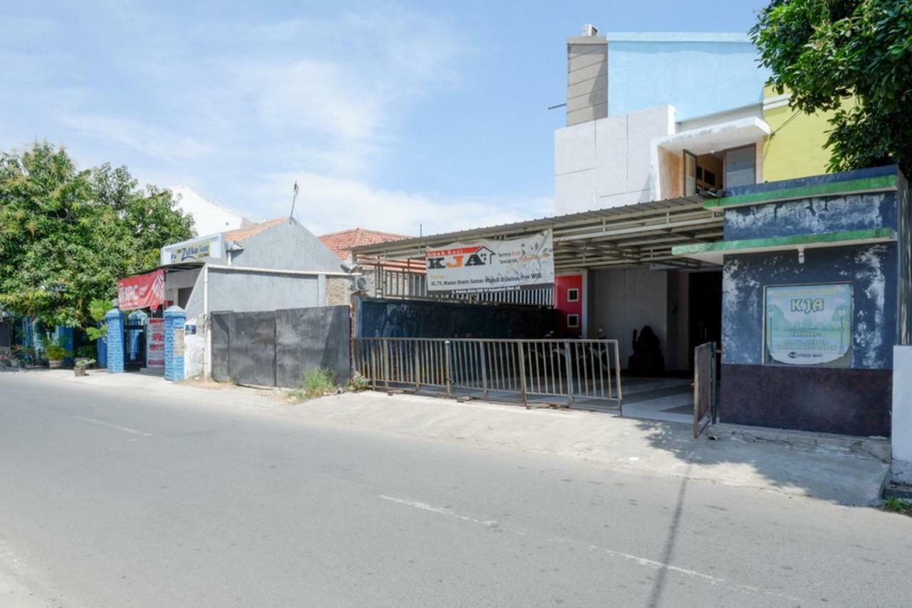Hotel Reddoorz Near Gor Wisanggeni Tegal  Exteriér fotografie